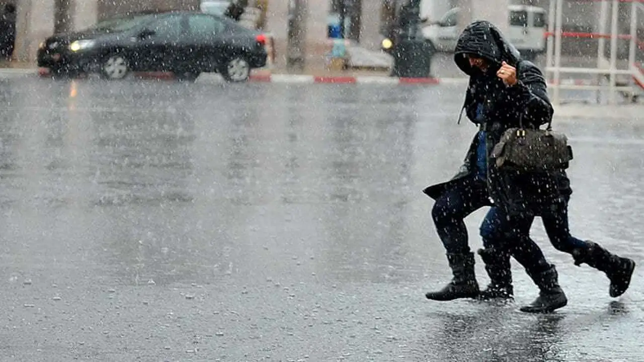 تحذير الأرصاد المغربية.. اضطرابات جوية قوية تدفع لتجنب الأودية والمنحدرات خلال الساعات القادمة